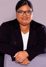 Gabrielle White Photo